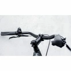 Trek DISTRICT 4 EQUIPPED STAGGER 2023 -vélo Soldes Magasin trek district 4 equipped stagger 2023 1