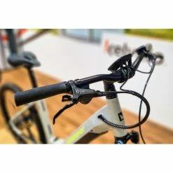 Haibike TREKKING 6 CROSS LOW 2022 Reconditionné T.M 17 Haibike TREKKING 6 CROSS LOW 2022 Reconditionné T.M -vélo Soldes Magasin trekking 6 cross low 2022 recond 6