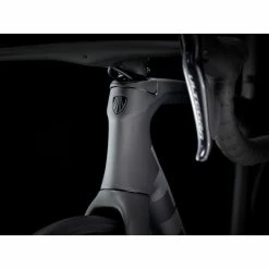 Trek Emonda SLR 7 2023 12 Trek Emonda SLR 7 2023 -vélo Soldes Magasin velo course ultra leger trek emonda slr 7 4